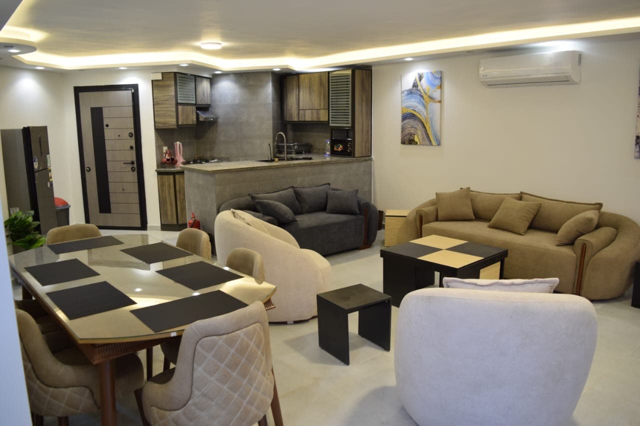 Sheikh Zayed / 8th District / 1st Neighborhood / Building 64 4